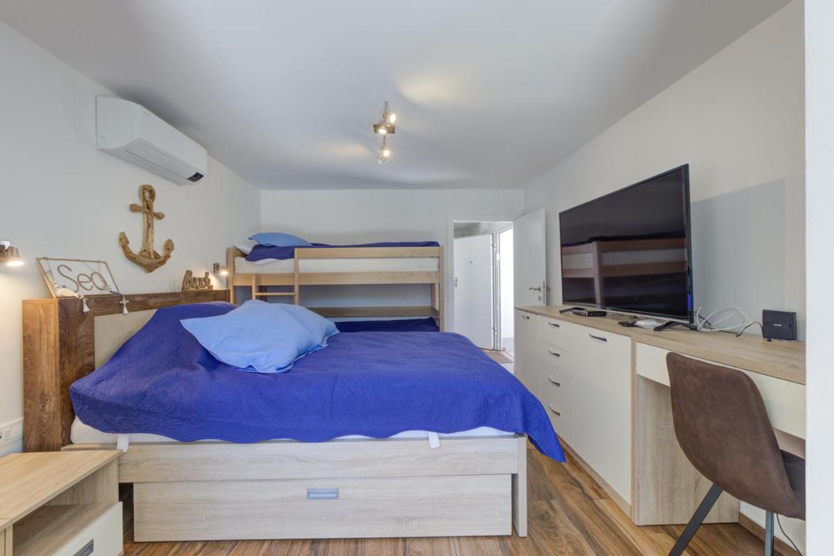 Apartment Cvrk Family House *